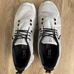 On Running Women's Cloud 5 waterproof